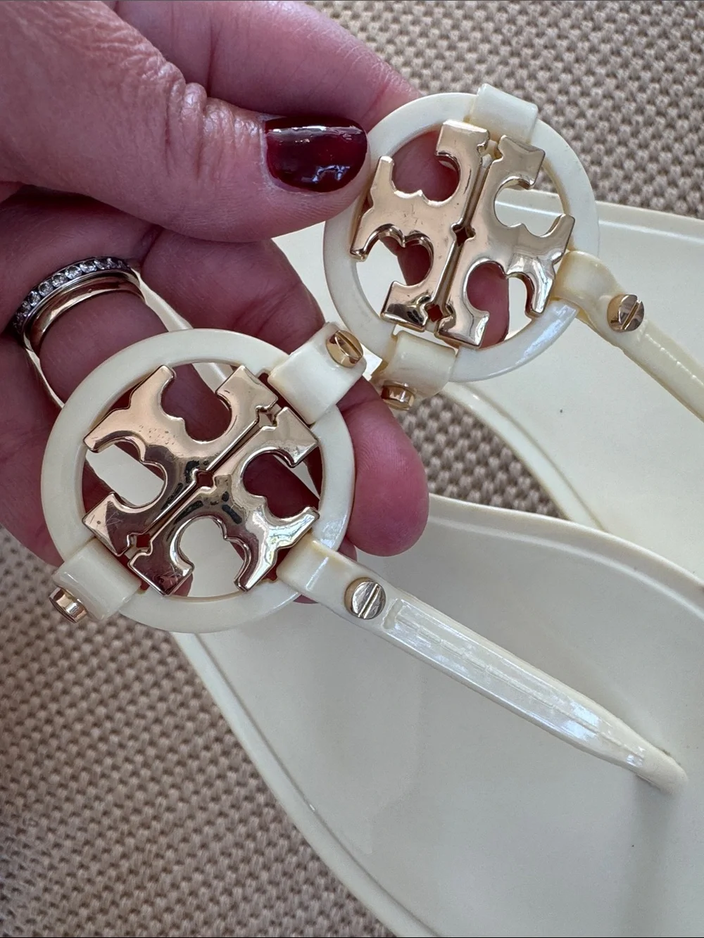 Tory Burch Mini Miller Jelly Flat Thong Ivory Size 10 woman’s pale yellow cream